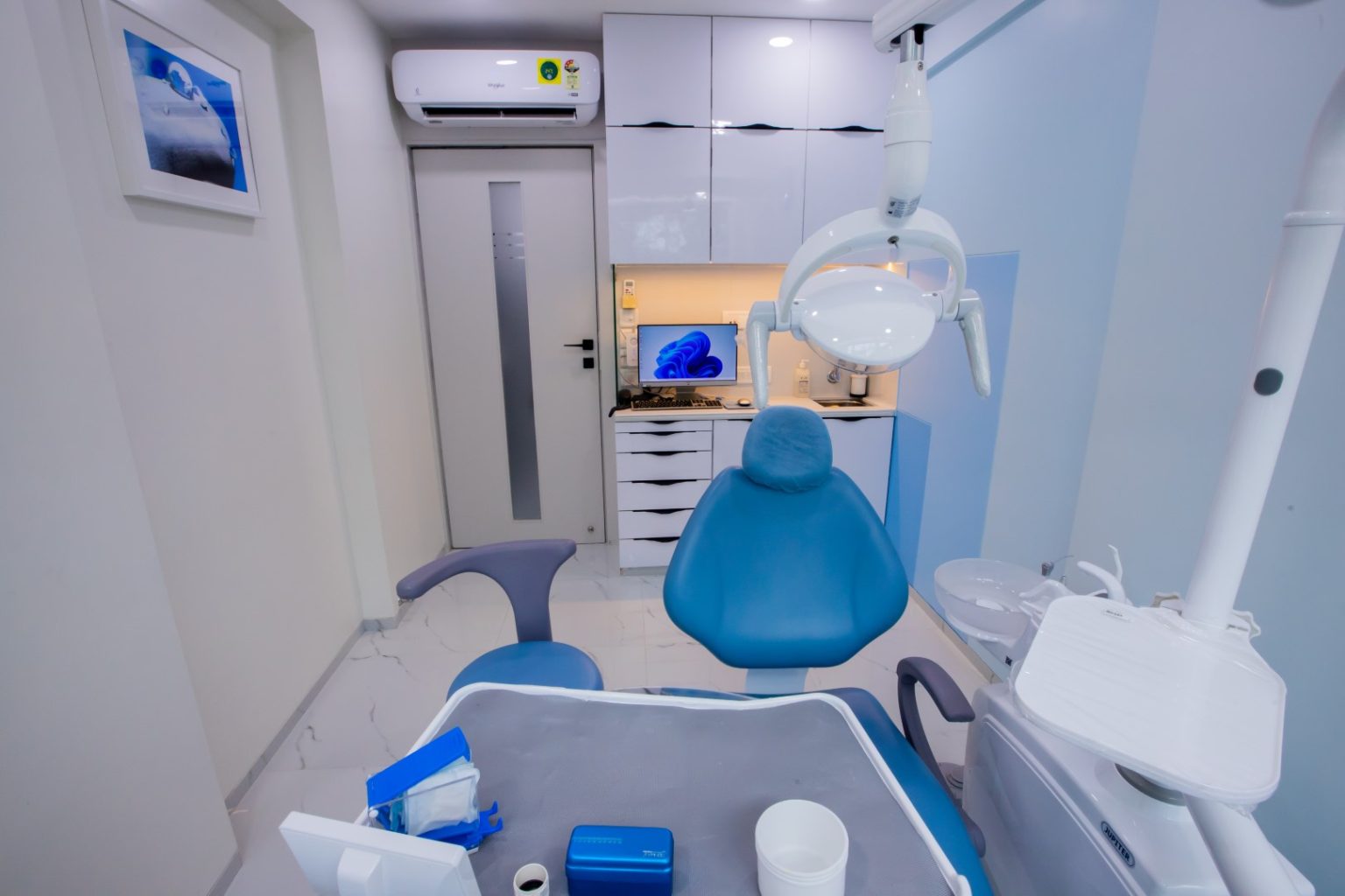 Kurla clinic treatment room